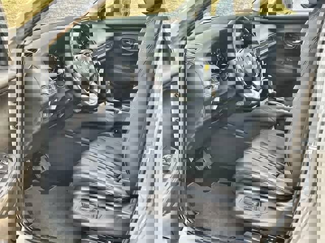 Certified 2026 Honda HR-V EX-L image 3