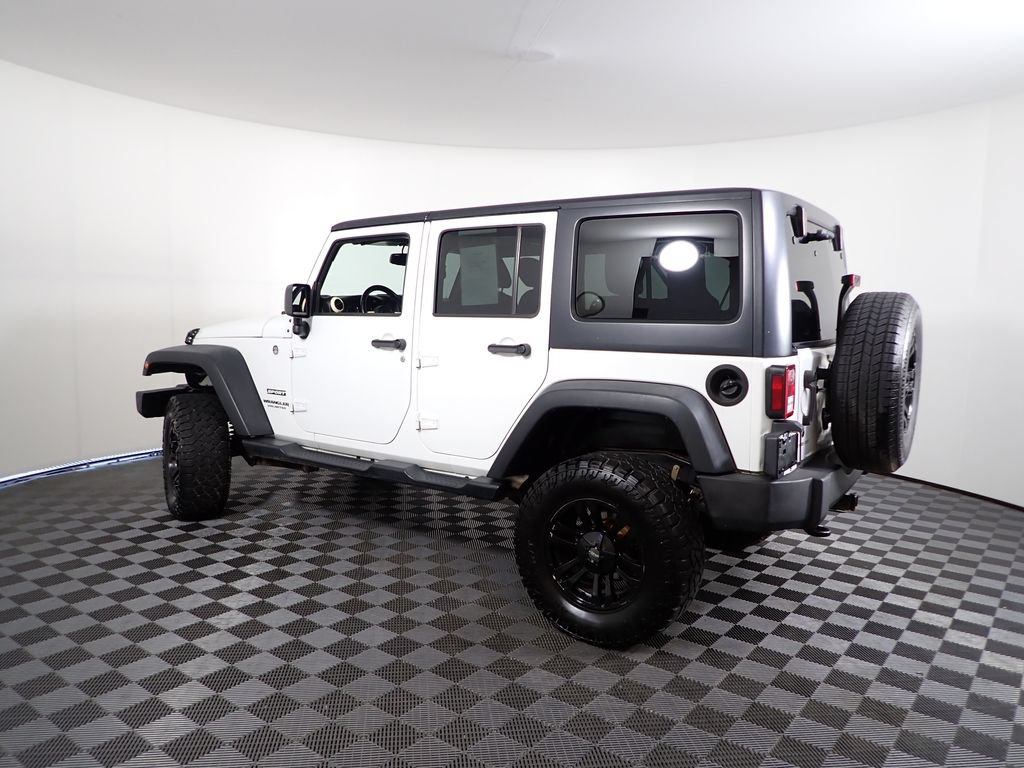 Used 2015 Jeep Wrangler Unlimited Sport w/ Quick Order Package 24S AWD/4WD image 9