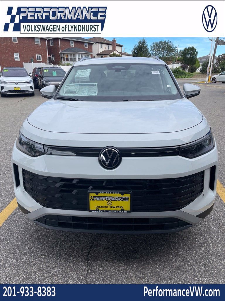New 2026 Volkswagen Tiguan SE AWD/4WD 360° Tour