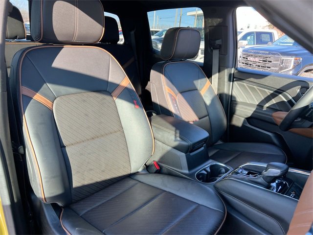 Used 2023 GMC Canyon AT4 w/ AT4 Premium Package image 28