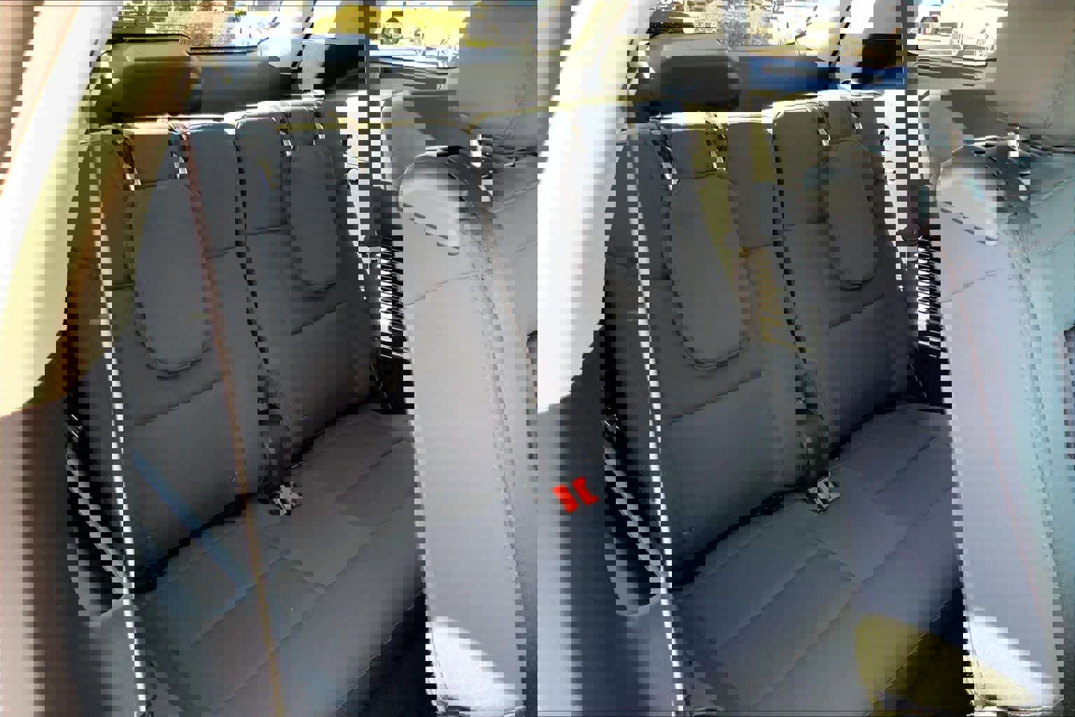 Certified 2025 Ford Explorer Active image 19