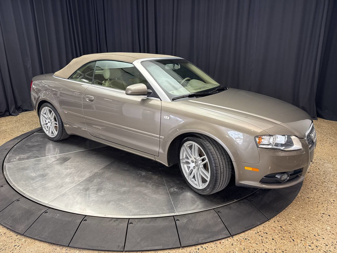 Used 2009 Audi A4 2.0T image 11