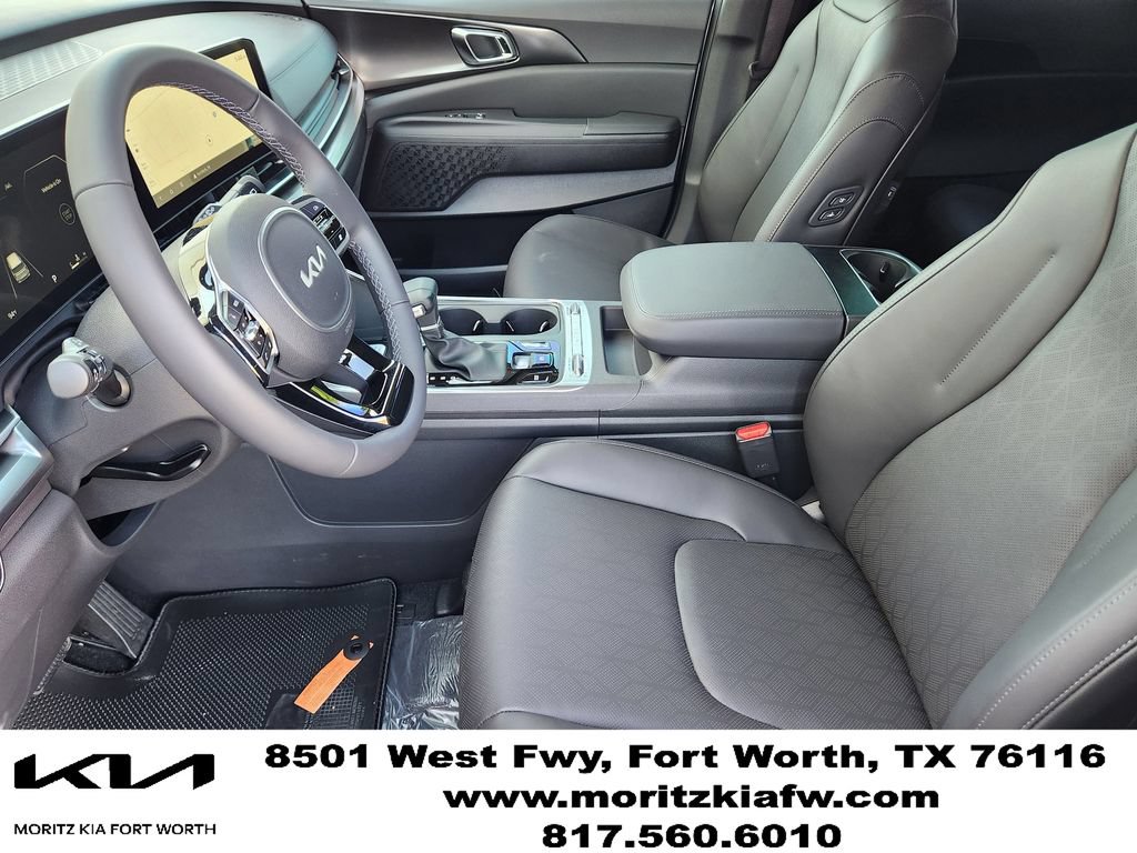 New 2026 Kia Carnival SX w/ SX Dark Edition Package FWD image 9