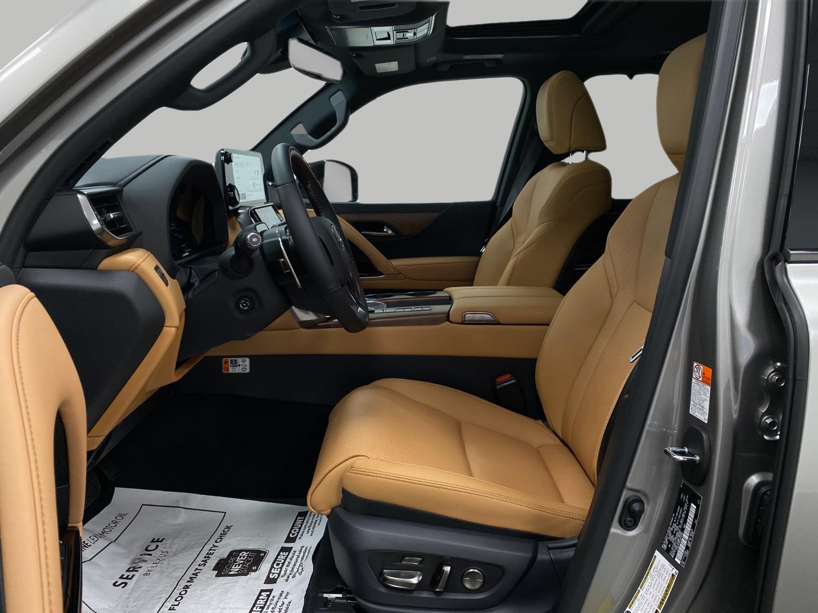 New 2026 Lexus LX 700h Luxury w/ Appearance Package AWD/4WD image 32