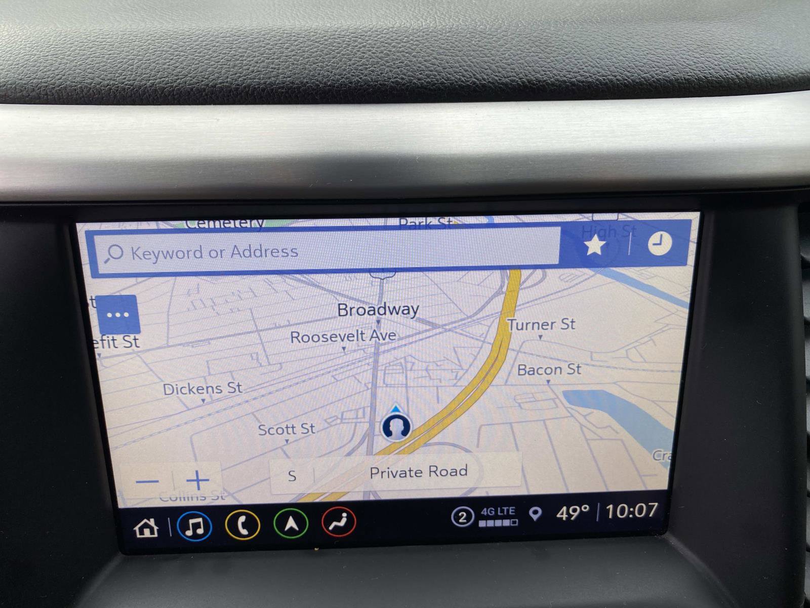 Used 2023 GMC Acadia SLT image 12