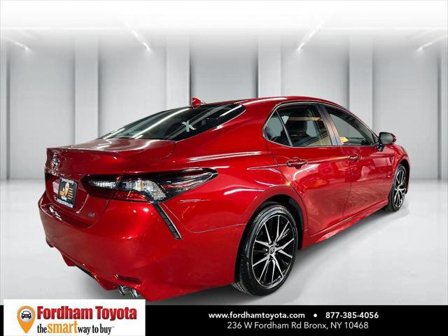 Certified 2024 Toyota Camry SE FWD image 4