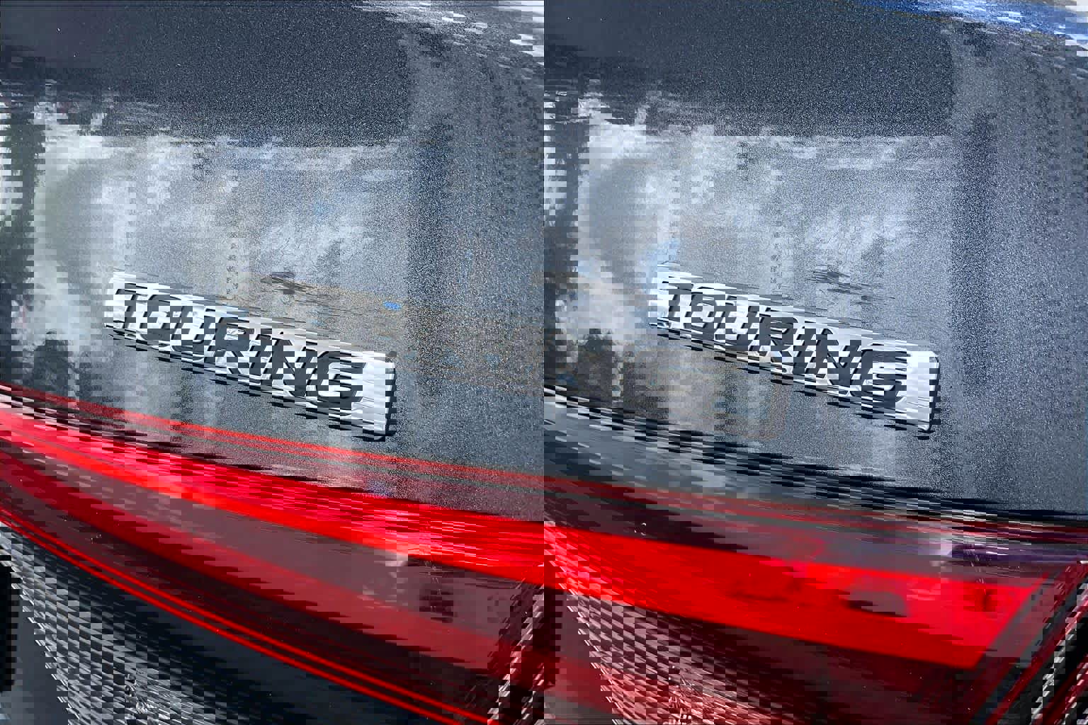 Used 2023 Honda Civic Touring image 9