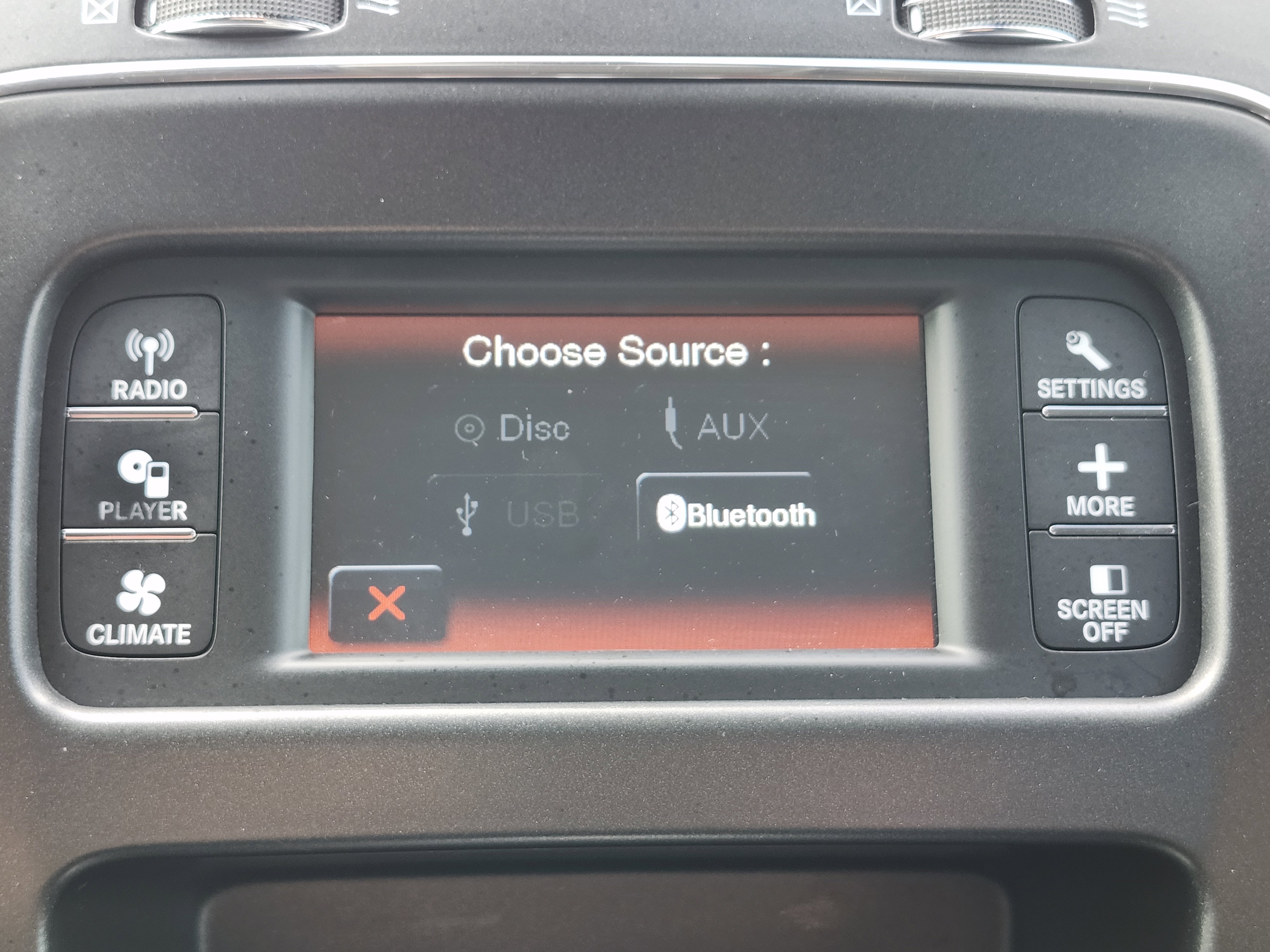 Used 2018 Dodge Journey SE w/ Popular Equipment Group image 4