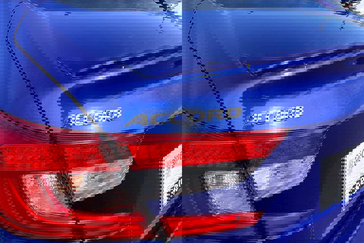 Used 2018 Honda Accord Sport image 29