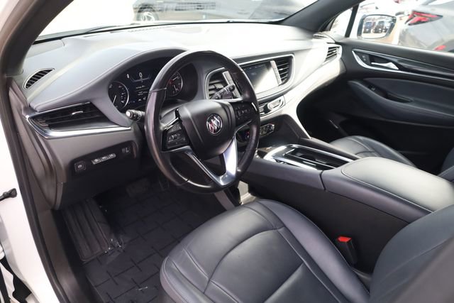 Used 2024 Buick Enclave Premium image 9