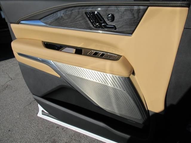 New 2025 Cadillac Escalade IQ Luxury 2 image 25