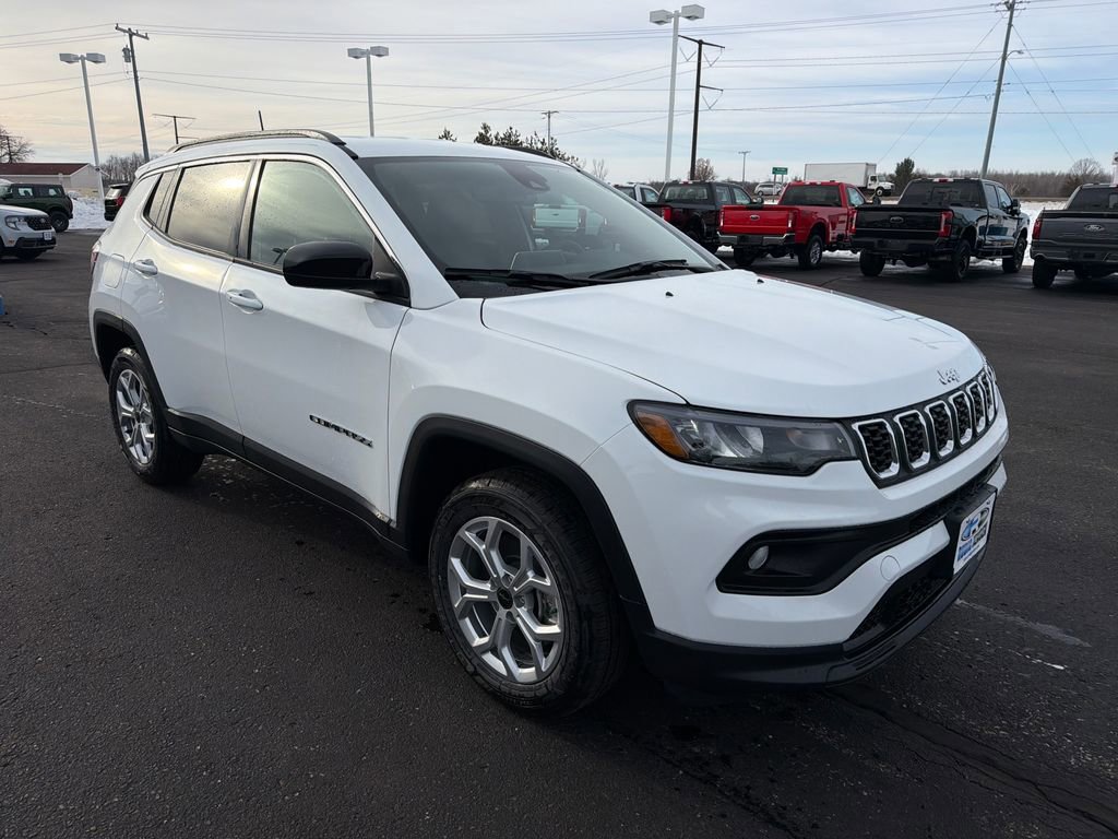 New 2026 Jeep Compass Latitude image 7