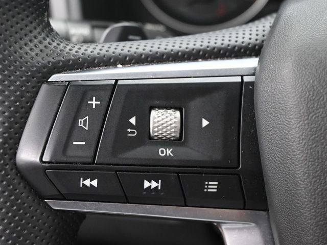 Used 2025 Mitsubishi Outlander SE image 16