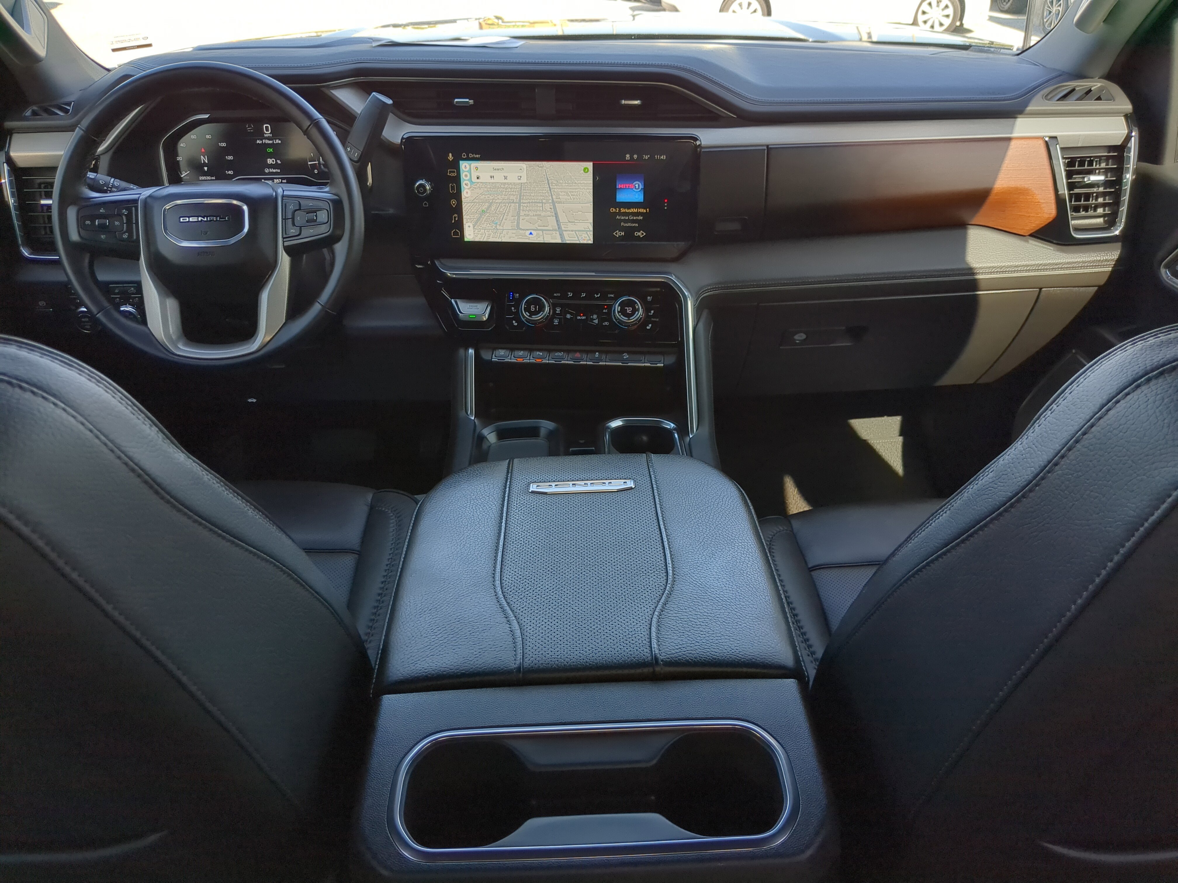 Certified 2024 GMC Sierra 2500 Denali w/ Denali Reserve Package image 12