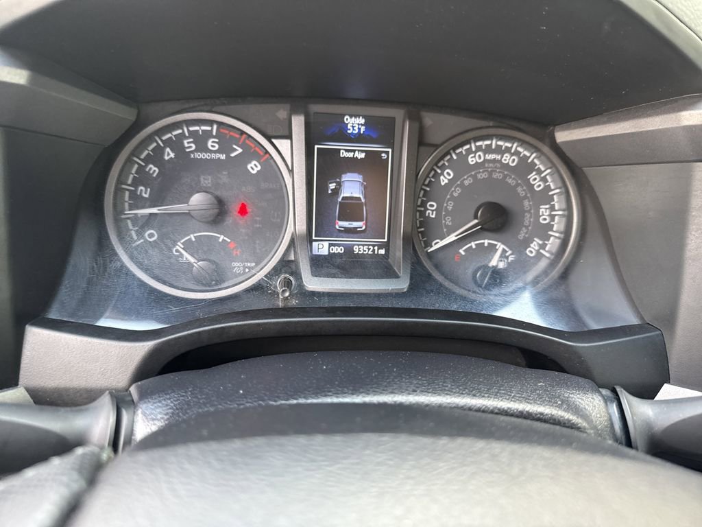 Used 2021 Toyota Tacoma TRD Off-Road image 26