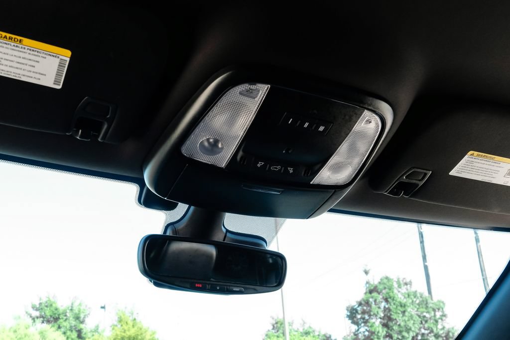 Used 2021 Dodge Durango R/T w/ Technology Group AWD/4WD image 31