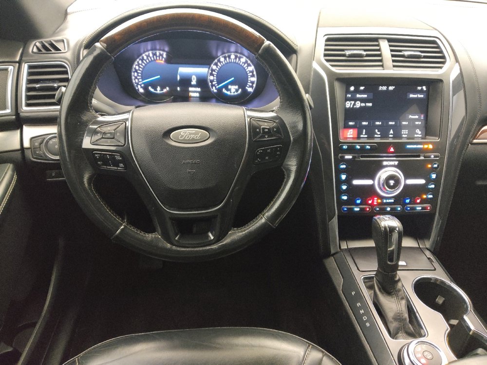 Used 2018 Ford Explorer Platinum AWD/4WD image 22