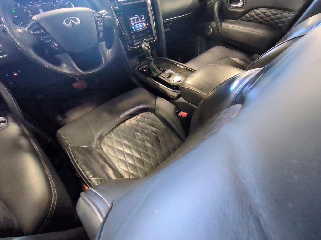 Used 2021 INFINITI QX80 Sensory w/ All-Season Package image 19