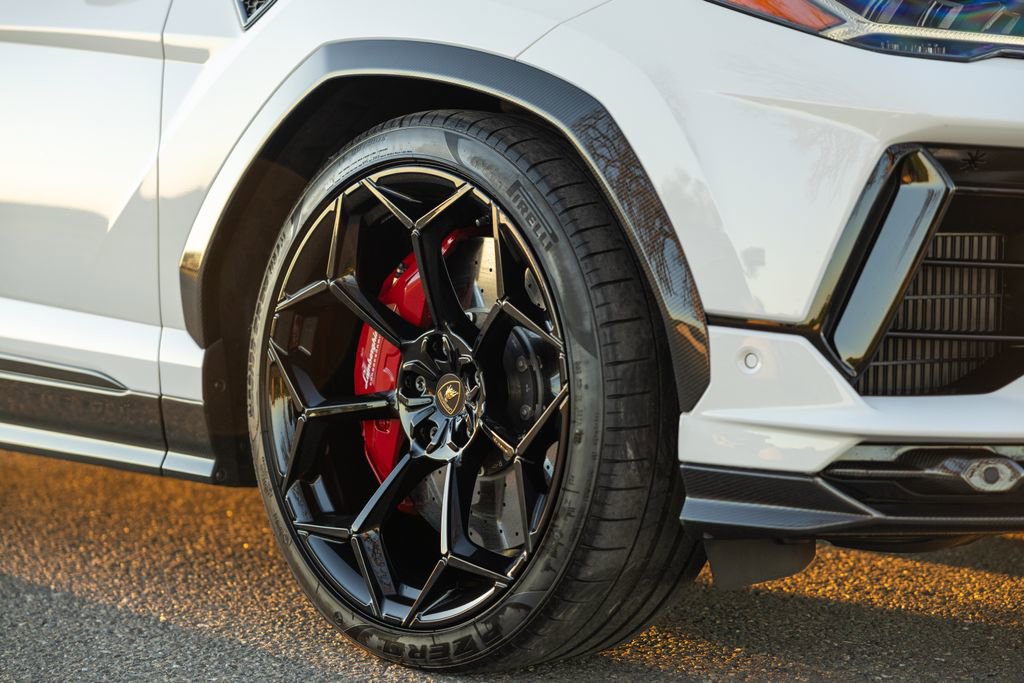 Used 2023 Lamborghini Urus Performante image 19
