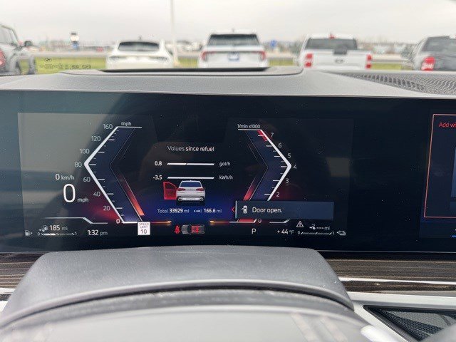 Used 2025 BMW X5 xDrive50e image 15