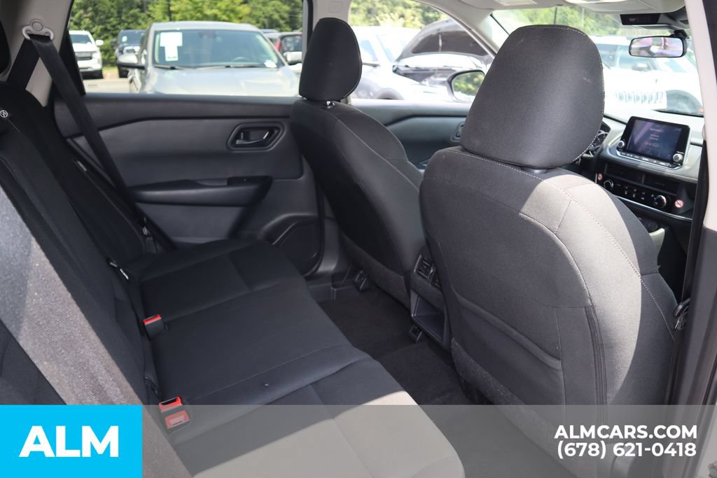 Used 2024 Nissan Rogue S FWD image 23