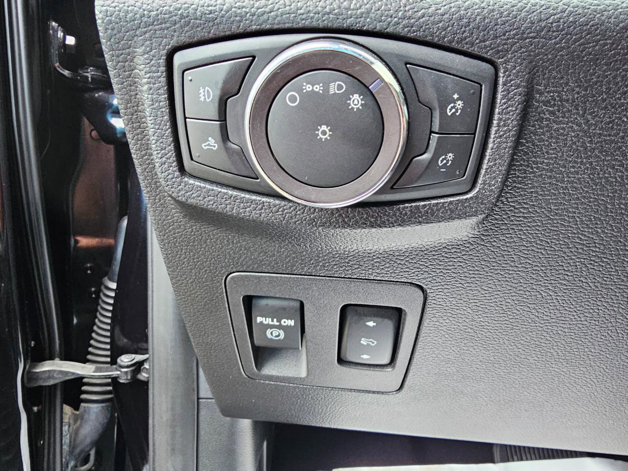 Used 2019 Ford F150 XLT w/ Equipment Group 302A Luxury image 31