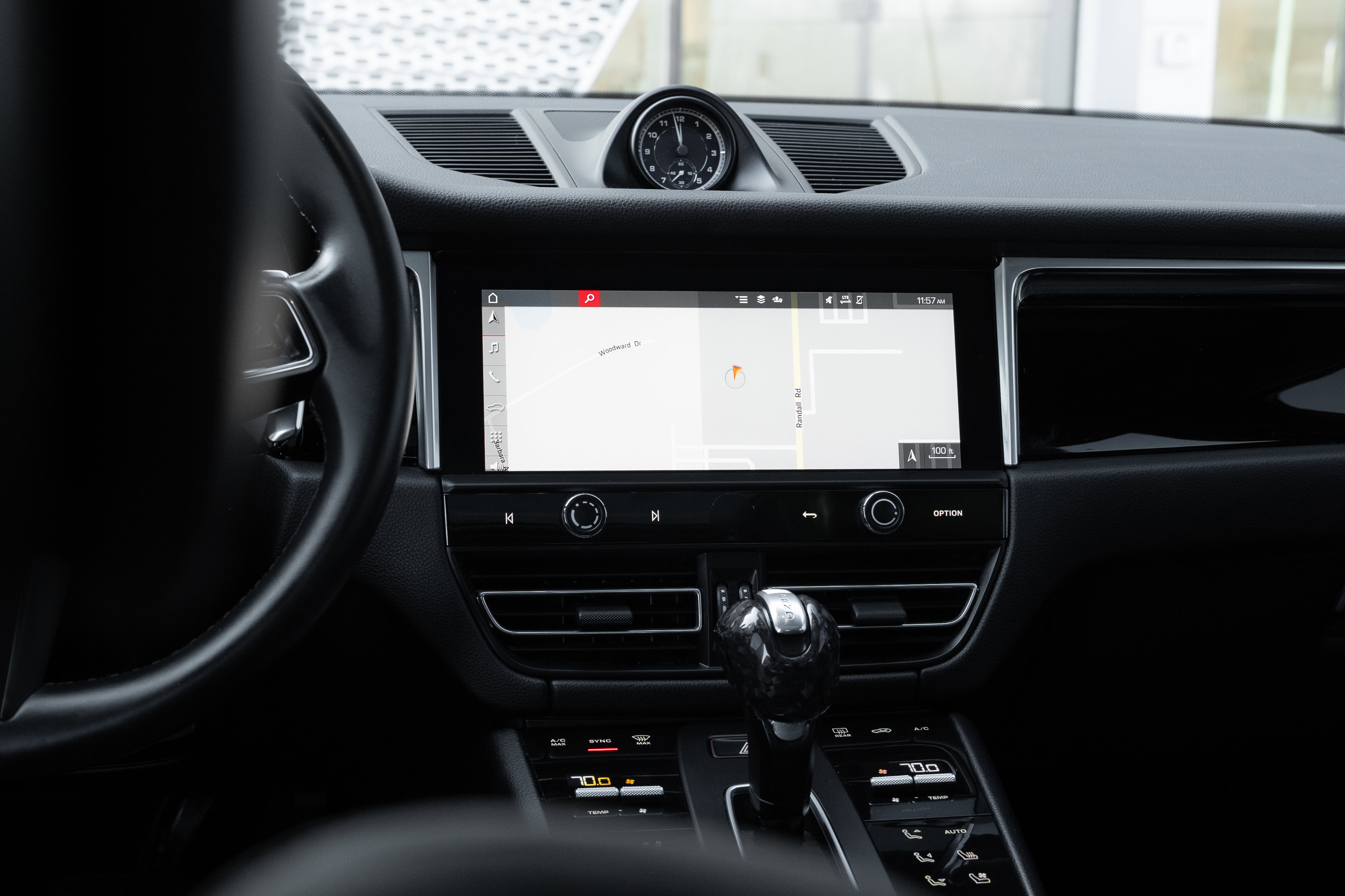 Used 2022 Porsche Macan image 13