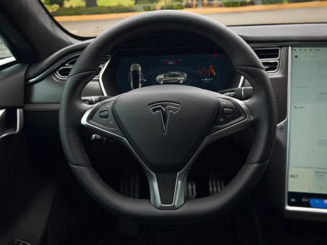 Used 2015 Tesla Model S P90D AWD/4WD image 31