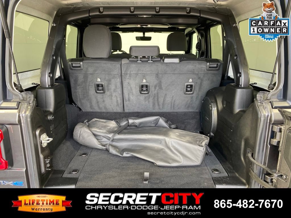 Used 2023 Jeep Wrangler Unlimited Rubicon 4xe w/ Cold Weather Group AWD/4WD image 30