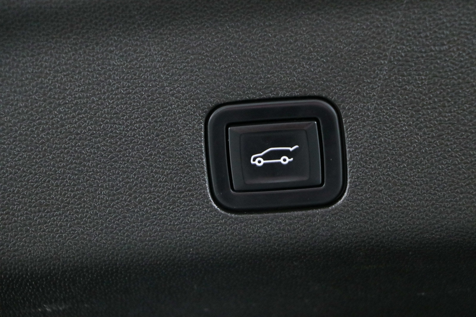 Used 2022 GMC Yukon AT4 AWD/4WD image 35