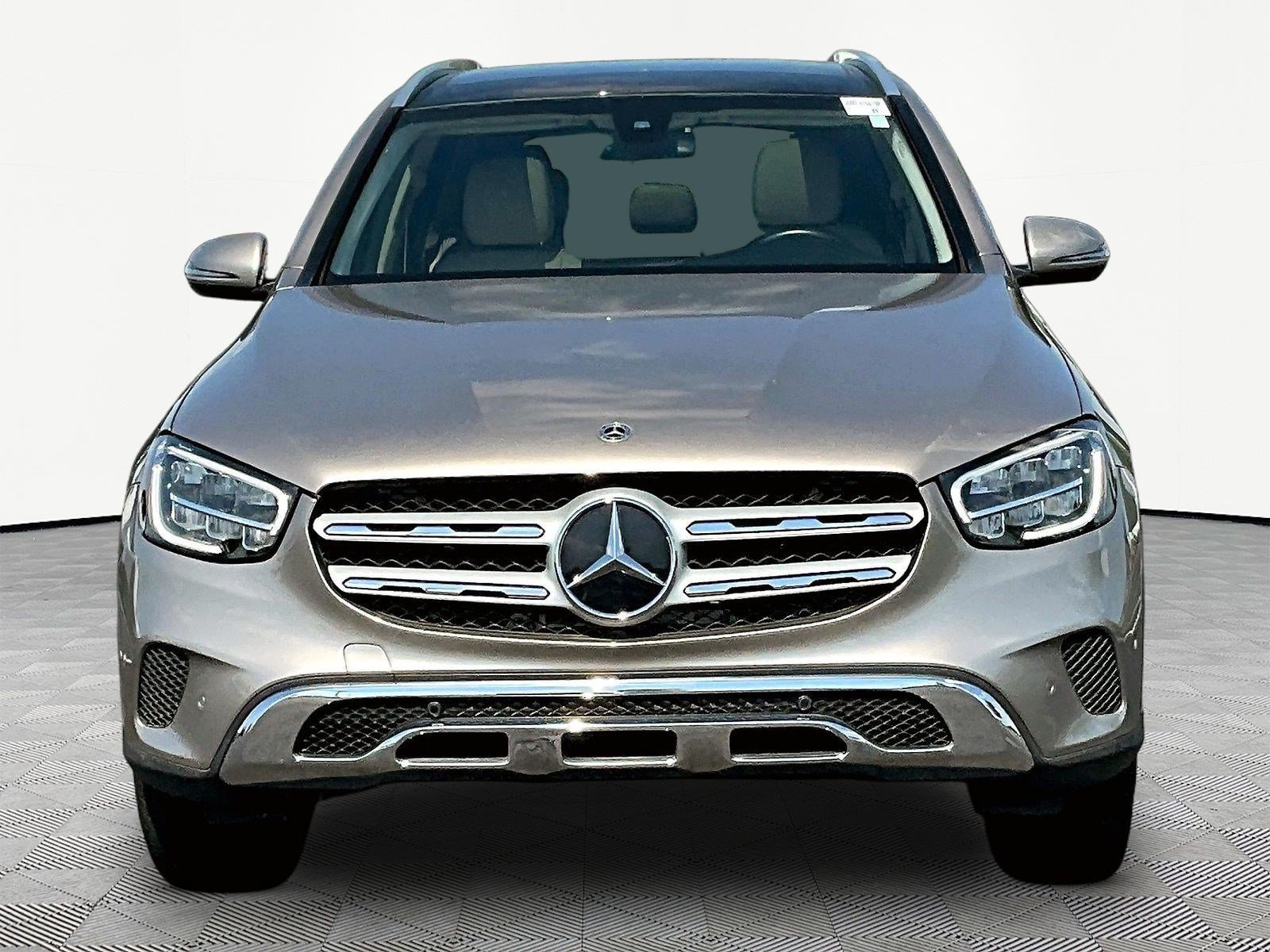 Used 2021 Mercedes-Benz GLC 300 4MATIC w/ Premium Package image 2