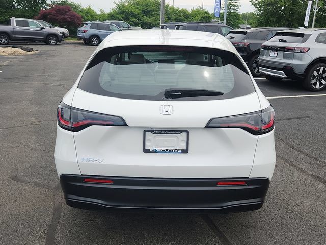 Used 2025 Honda HR-V LX image 5