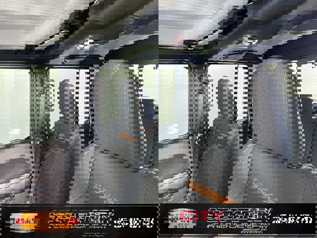 Used 2021 Jeep Gladiator Mojave image 10