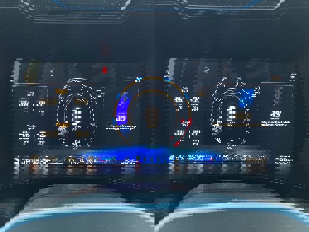 Used 2024 Chevrolet Colorado ZR2 image 16