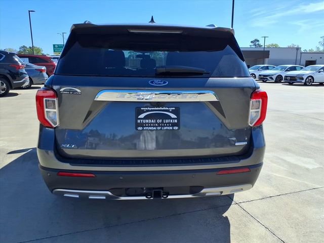 Used 2020 Ford Explorer XLT w/ Equipment Group 202A image 3