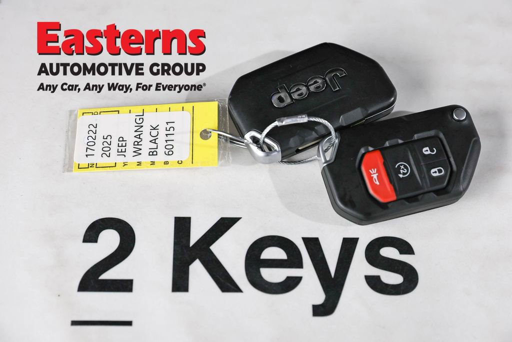 Used 2025 Jeep Wrangler Unlimited Sahara AWD/4WD image 22