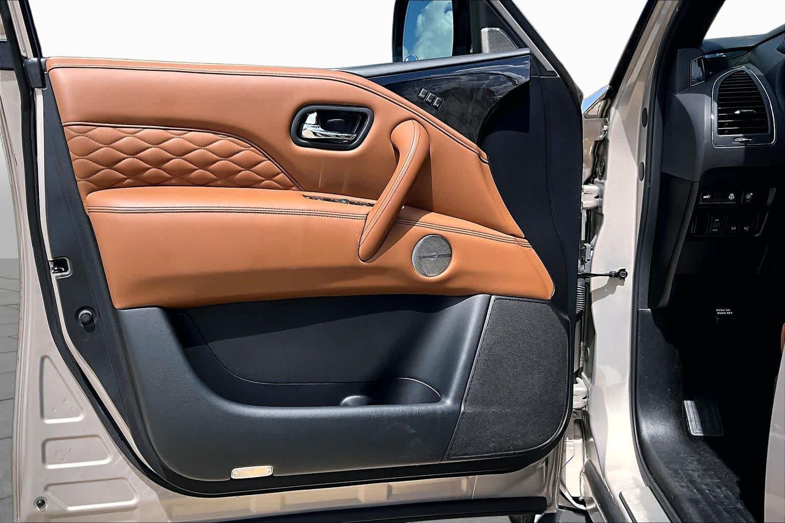 Used 2023 INFINITI QX80 Sensory w/ Cargo Package RWD image 22