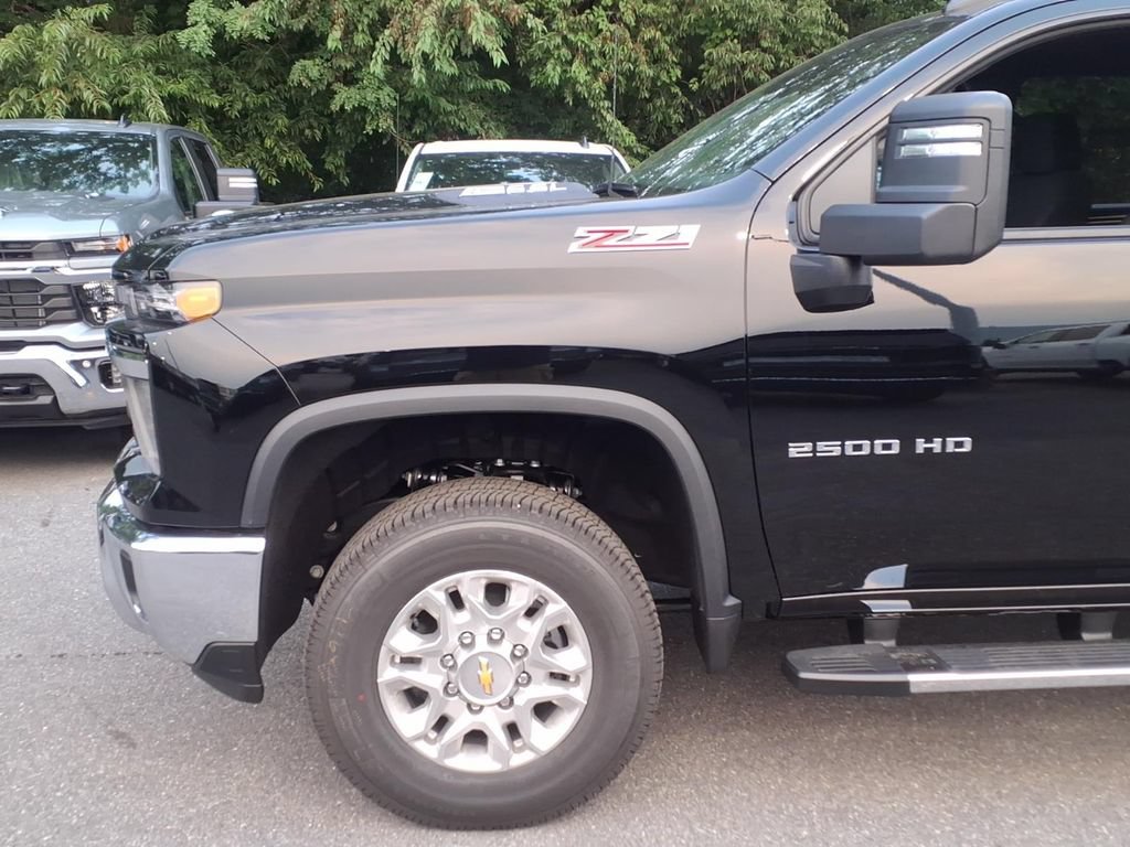 New 2026 Chevrolet Silverado 2500 LT AWD/4WD image 7