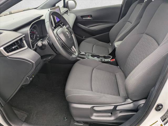Used 2025 Toyota Corolla SE FWD image 15