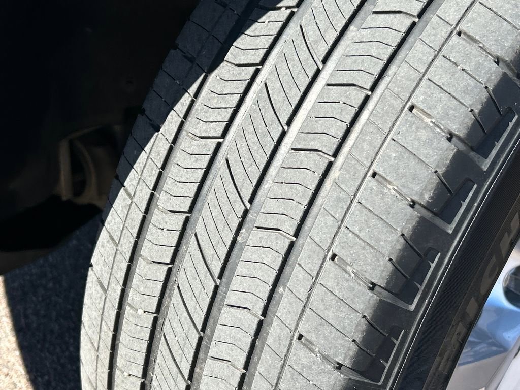 Used 2023 Jeep Grand Cherokee Limited w/ Trailer Tow Prep Group (B) image 27