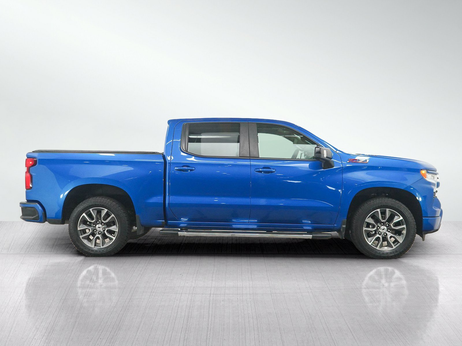 Used 2023 Chevrolet Silverado 1500 RST AWD/4WD image 6