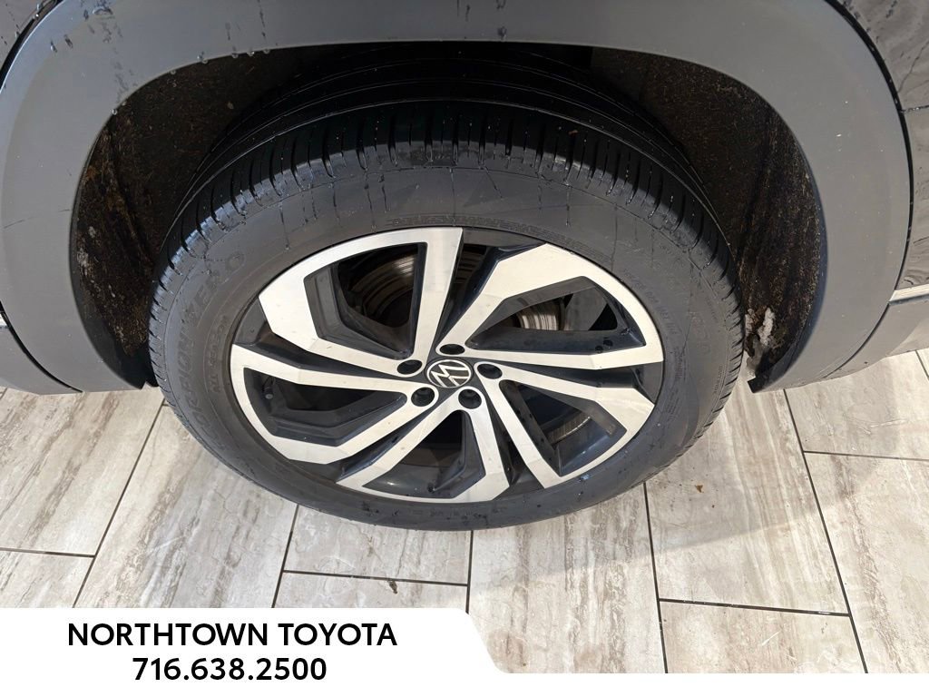 Used 2023 Volkswagen Atlas SEL image 12