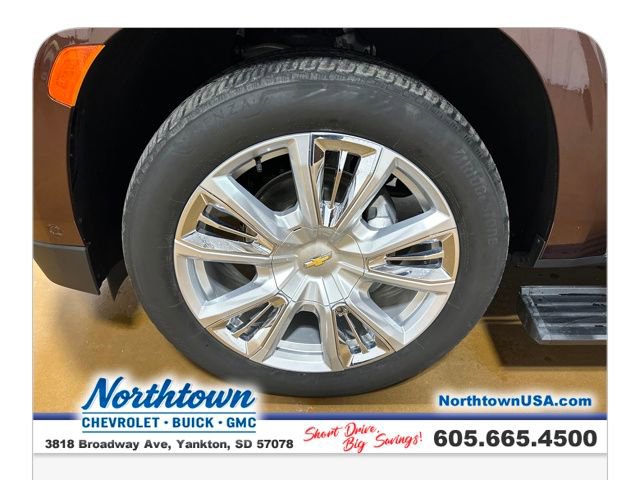 Used 2023 Chevrolet Tahoe High Country w/ Advanced Technology Package image 27