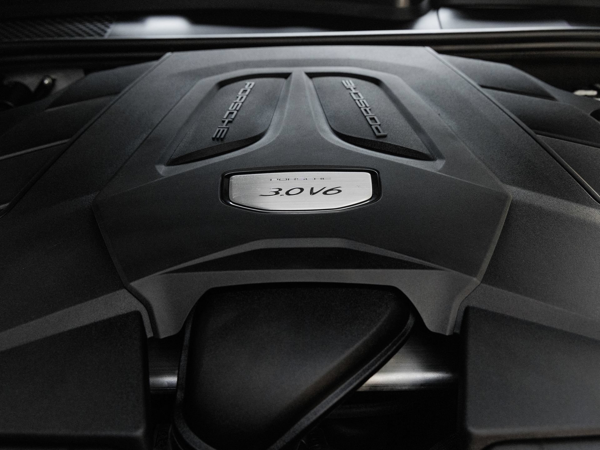Certified 2019 Porsche Cayenne AWD/4WD image 38