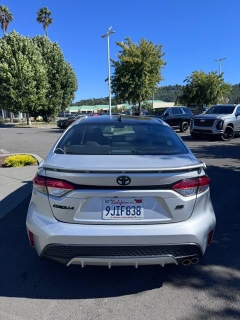 Used 2022 Toyota Corolla SE w/ SE Premium Package FWD image 7