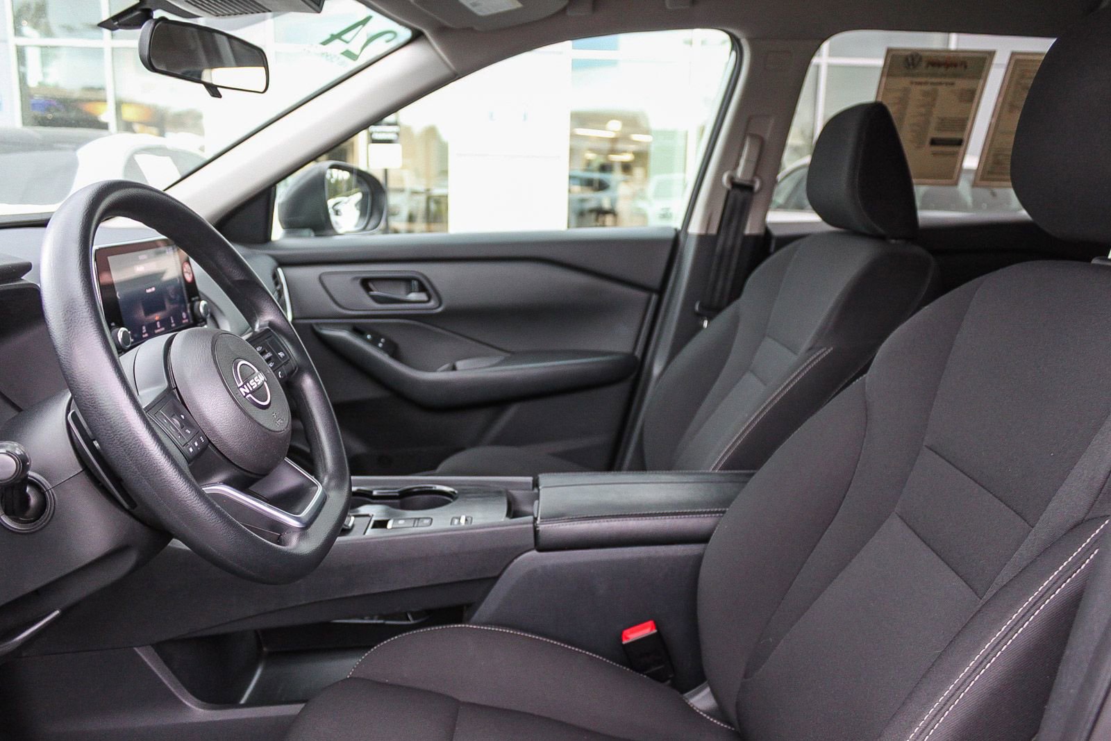 Used 2024 Nissan Rogue S image 18