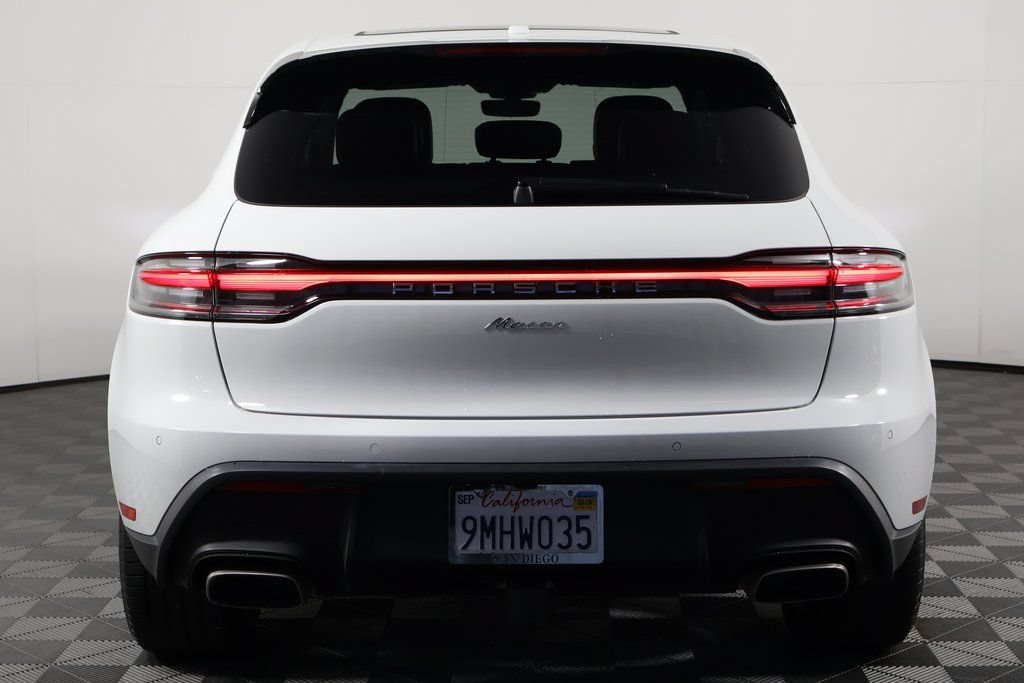 Used 2024 Porsche Macan AWD/4WD image 5
