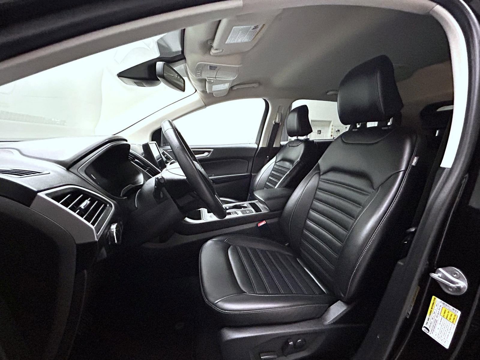 Used 2024 Ford Edge SEL image 10