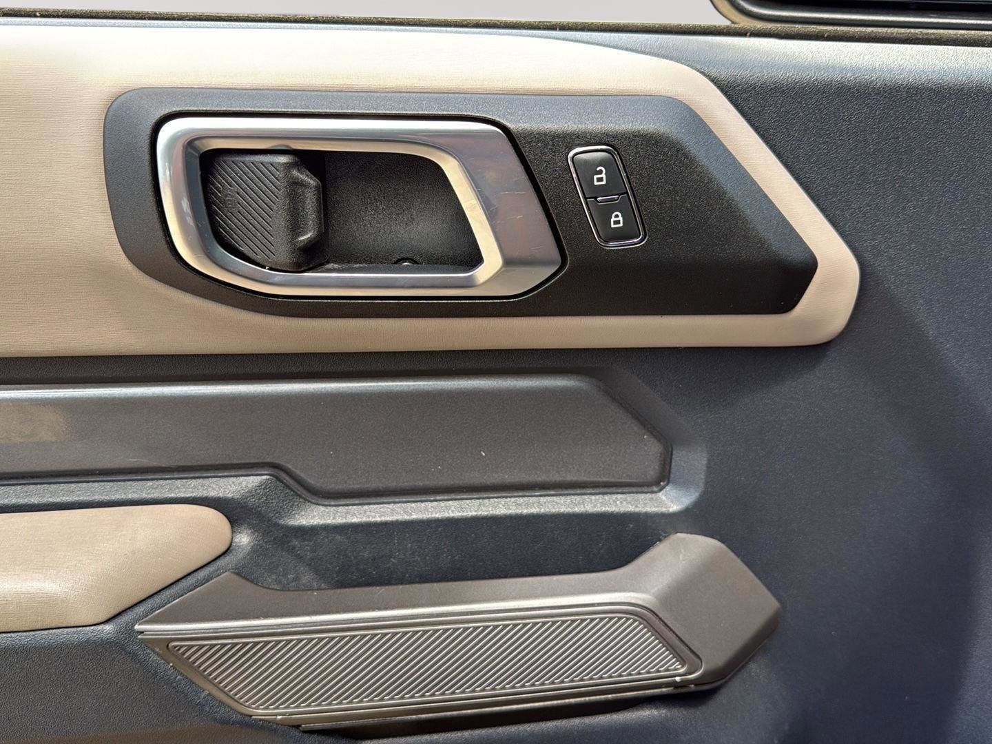 Used 2021 Ford Bronco Wildtrak image 12