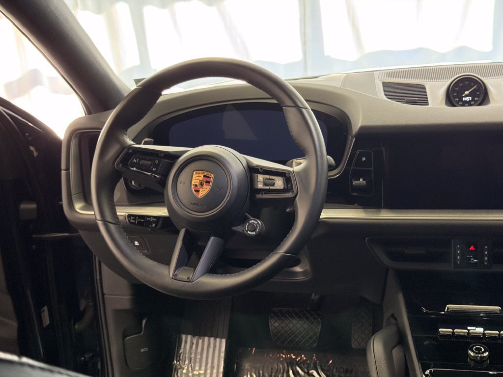 Certified 2026 Porsche Cayenne Coupe AWD/4WD image 20